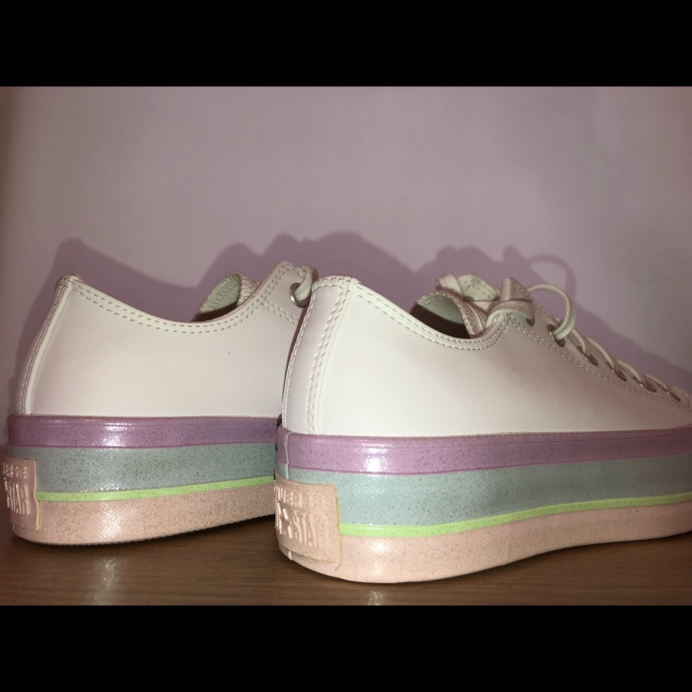 SOLD Converse All Star Ox Lift Sneakers